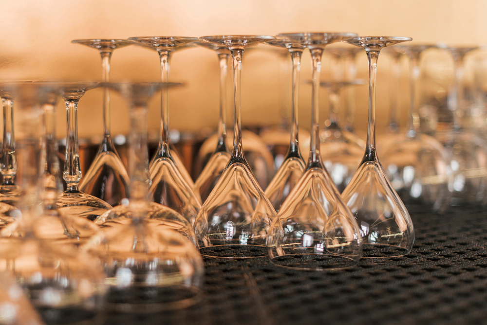 Signature Glassware Collections Every Luxury Hotel Should Have