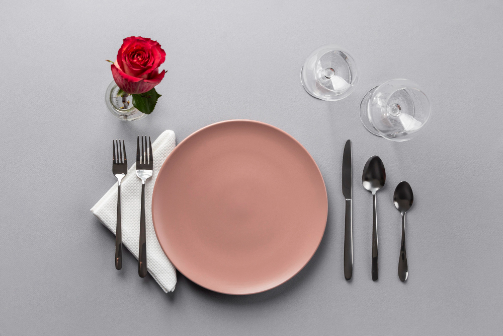 Choosing Durable and Elegant Tableware for Resorts’ Room Service