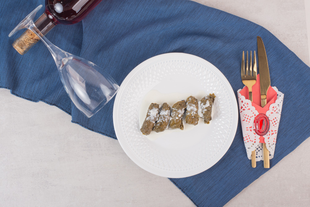 These Tableware Concepts Promise to Make Stylish Dinner Parties Easy 