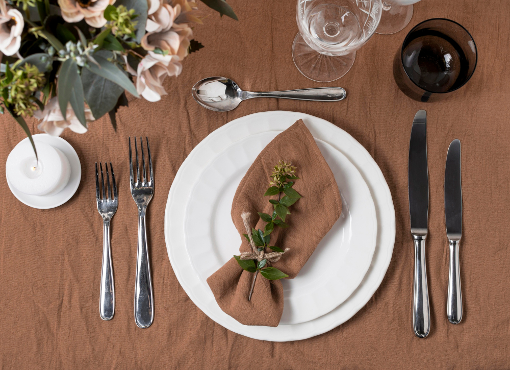 Choosing the Right Tableware for Themed Resort Restaurants