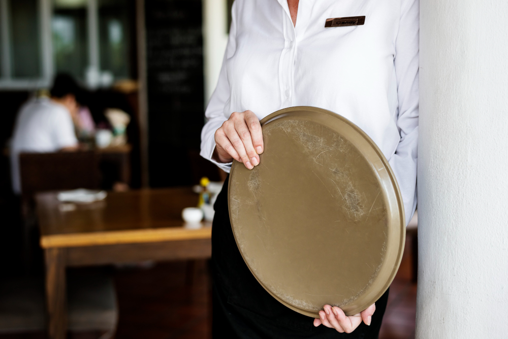 Behind the Scenes: What Makes a Quality Ceramic Plate for 5-Star Hotels in the UAE