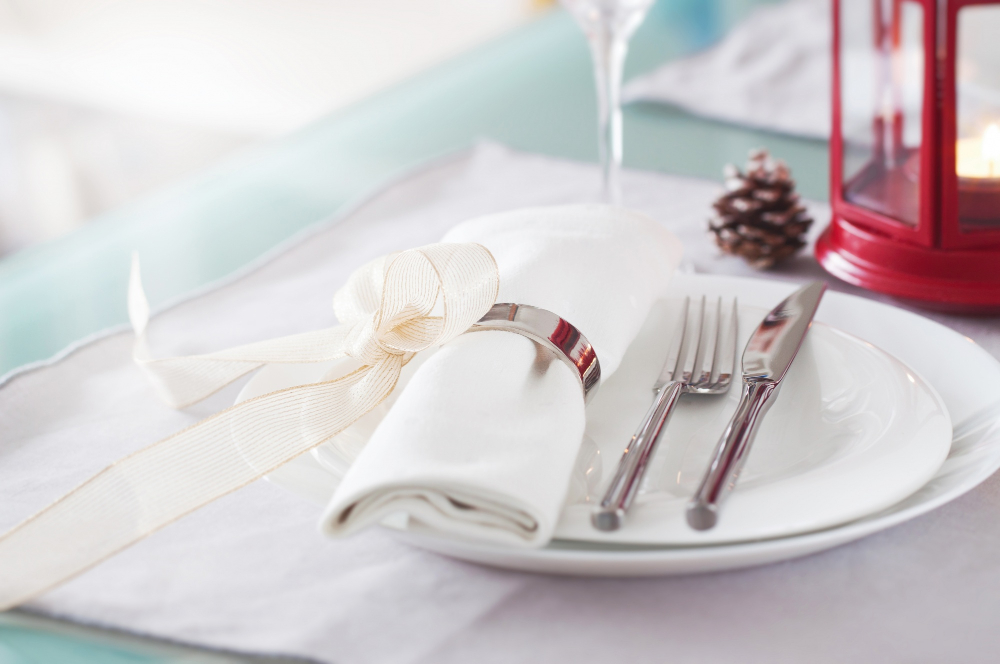 Crafting Excellence: How Luxury Tableware Elevates the Guest Experience in UAE's 5-Star Hotels