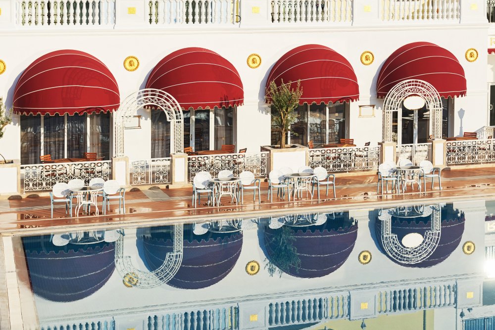 The Integration of Local Art in Premium Hospitality Services in Dubai