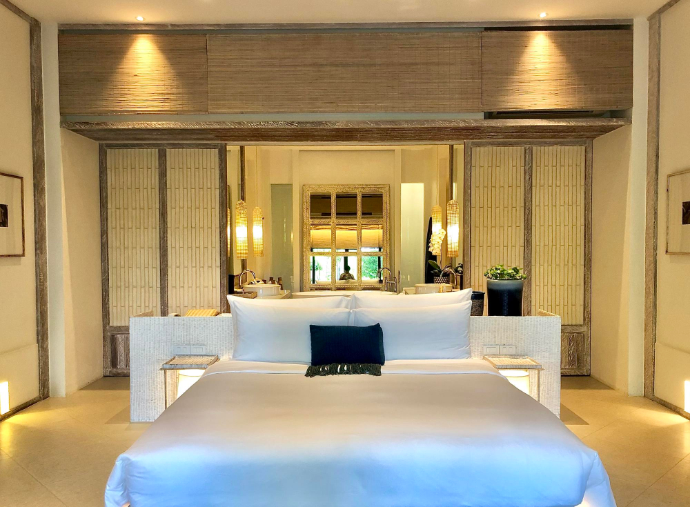 Why Luxury Resorts Choose a Hotel Supplies Company UAE for High-End Furniture Finishes