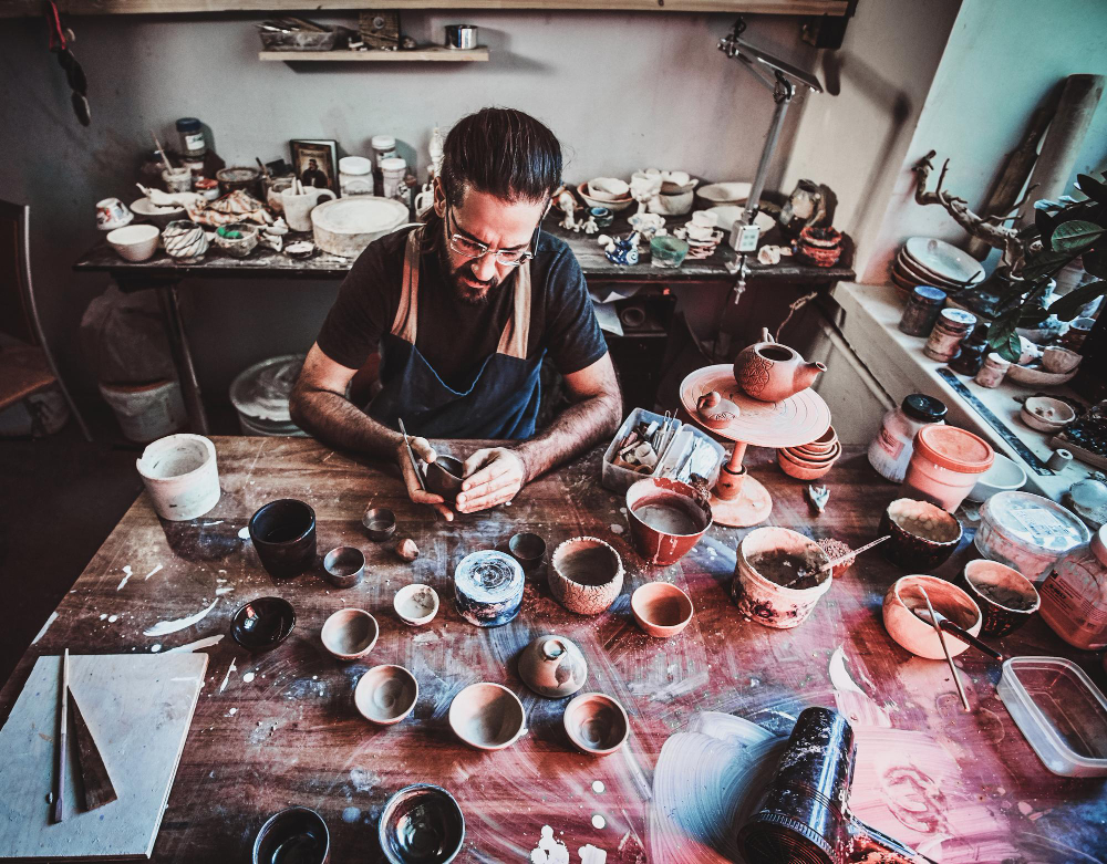HORECA Suppliers in UAE Providing Artisan‑Crafted Tableware for Bespoke Dinner Events