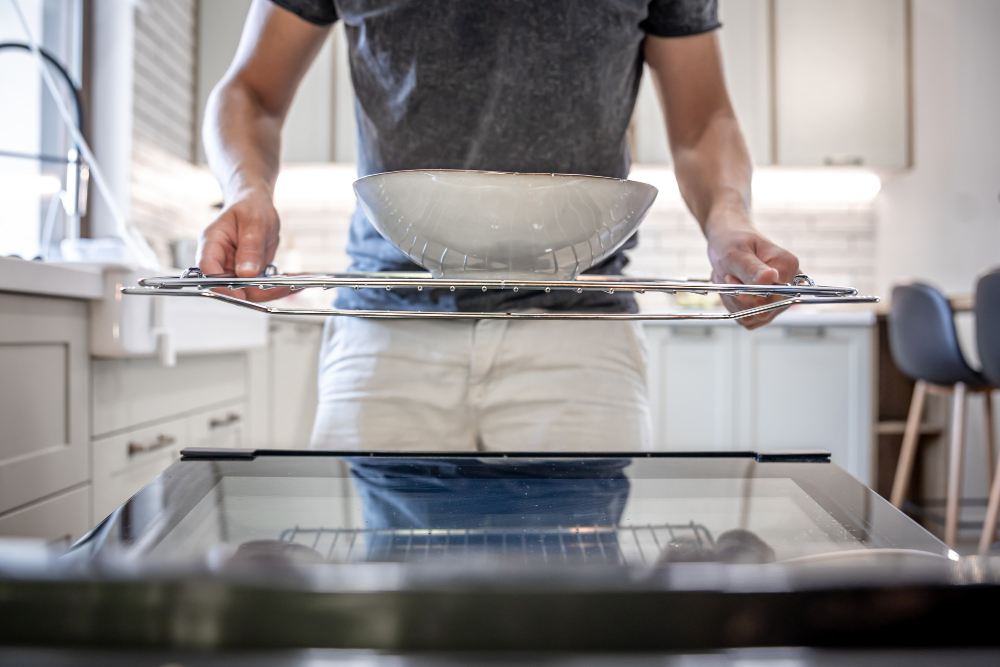 Exploring the Material Excellence Offered by Commercial Kitchenware Suppliers UAE in Commercial Settings