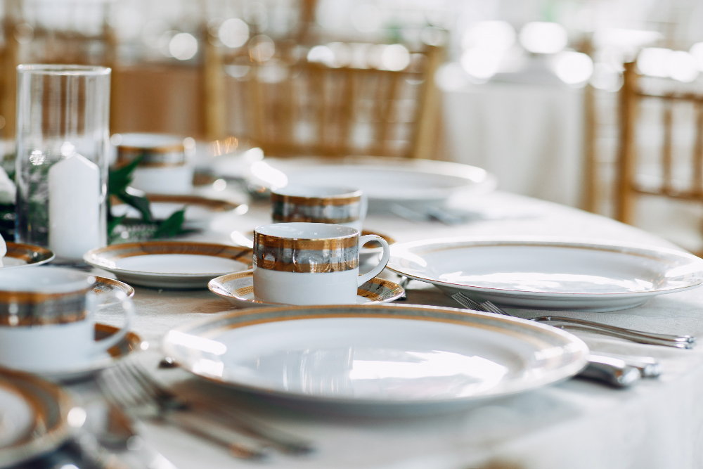 Behind the Craftsmanship of High Quality Luxury Tableware for 5-Star Hotels
