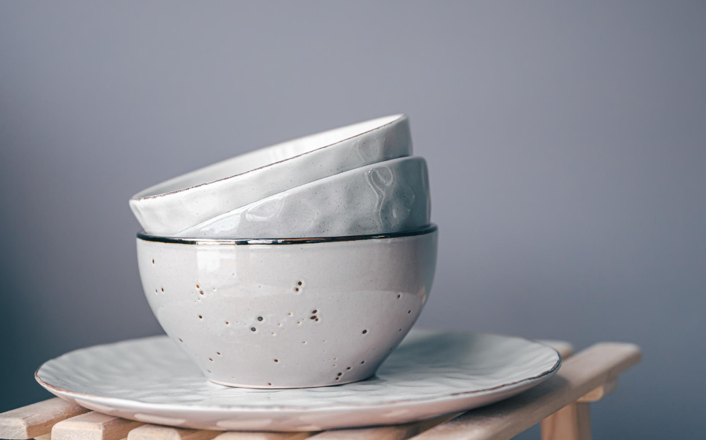 How Hospitality Crockery Suppliers Help Chefs Present Signature Dishes with Style