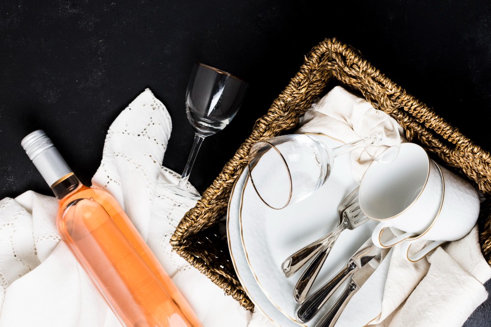 Hotel Accessories Suppliers Delivering Premium Dishwash Safe Tableware for Luxury Hotels