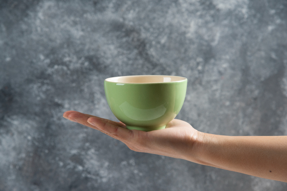 Sustainability in UAE Hospitality: How Handmade Ceramics Promote Eco-Friendly Dining